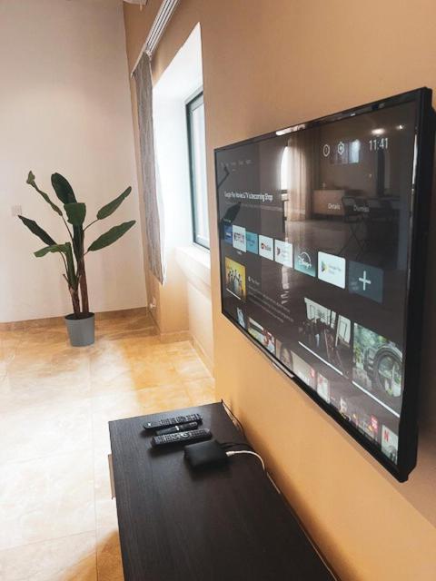 Spacious, Bright, Valley & Sea View Maisonette Xagħra Екстериор снимка