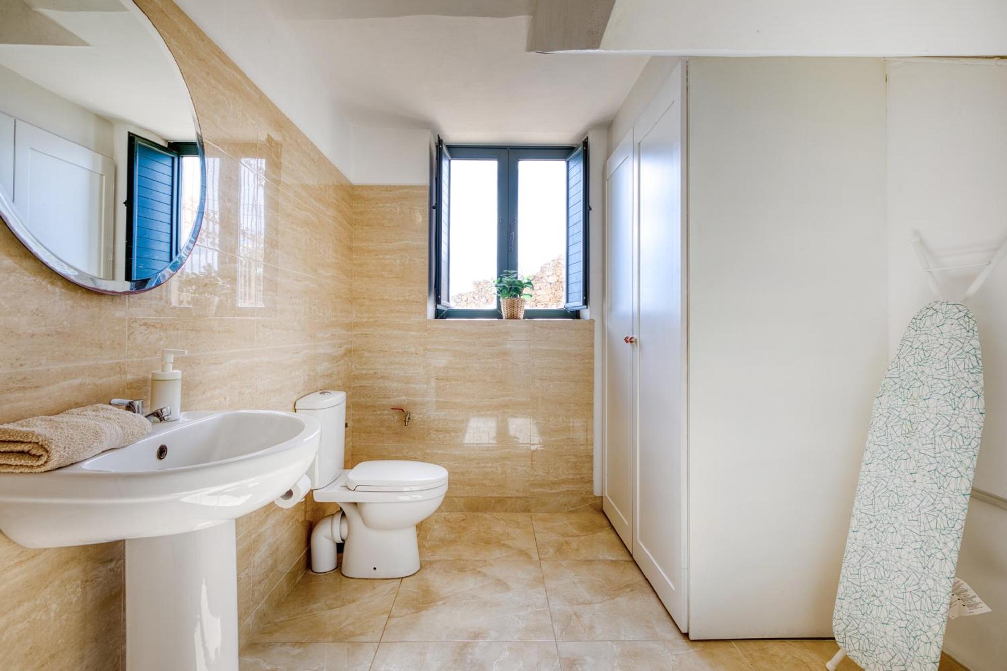 Spacious, Bright, Valley & Sea View Maisonette Xagħra Екстериор снимка