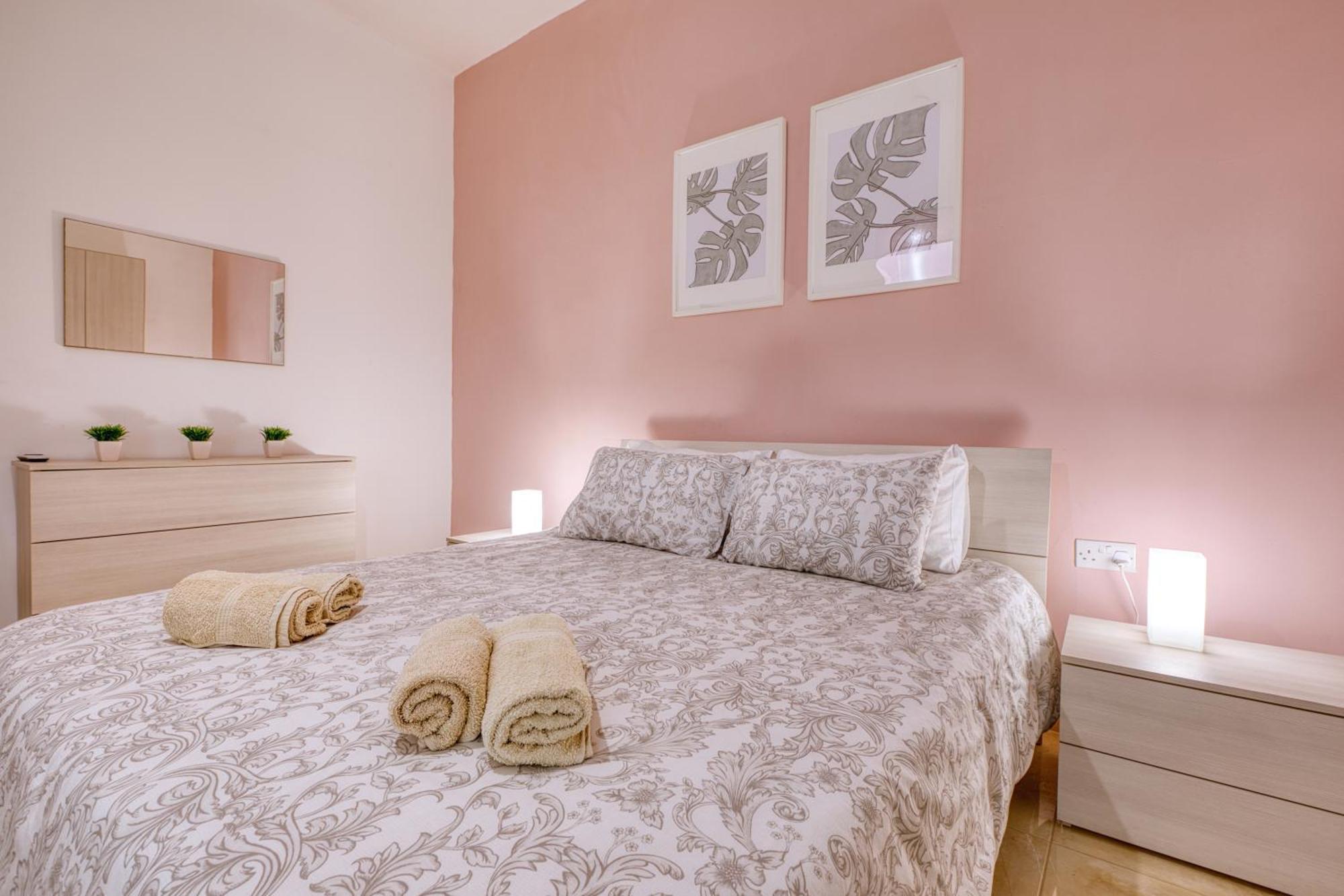 Spacious, Bright, Valley & Sea View Maisonette Xagħra Екстериор снимка