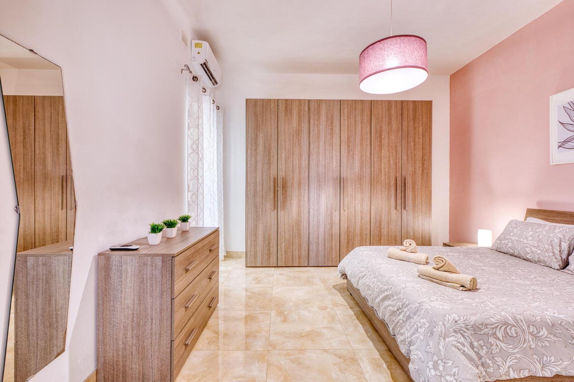 Spacious, Bright, Valley & Sea View Maisonette Xagħra Екстериор снимка