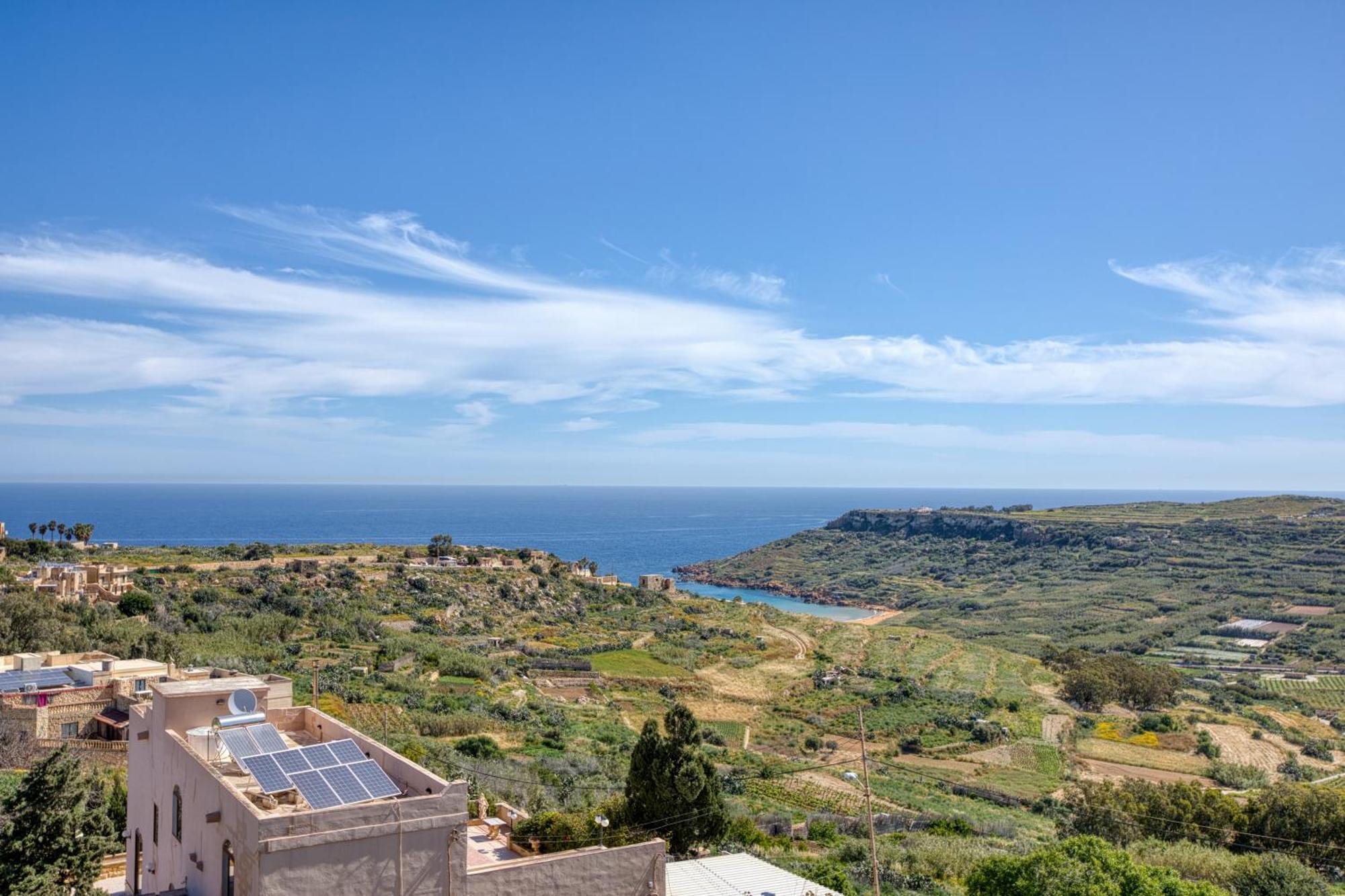 Spacious, Bright, Valley & Sea View Maisonette Xagħra Екстериор снимка